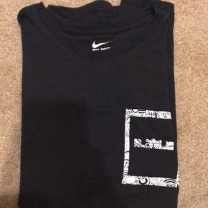 Men’s Nike Lebron James tee